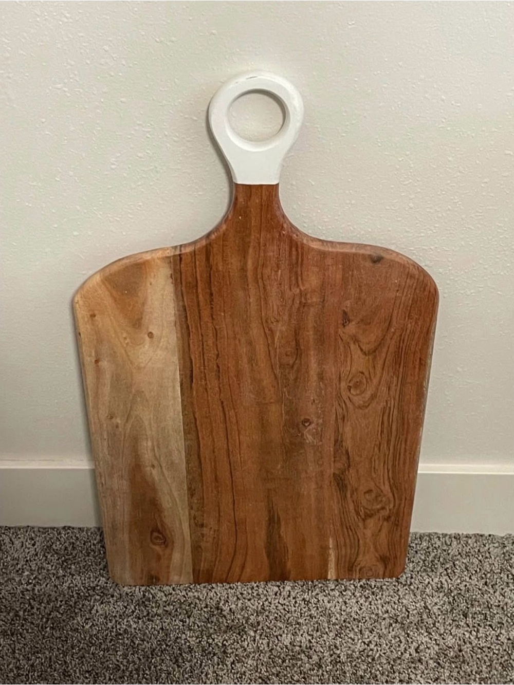 Natural Acacia Wood Serving/Charcuterie Board with White Handle